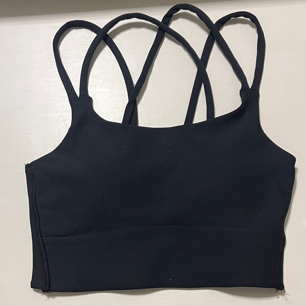 Strappy ribbed square neck sports bra black